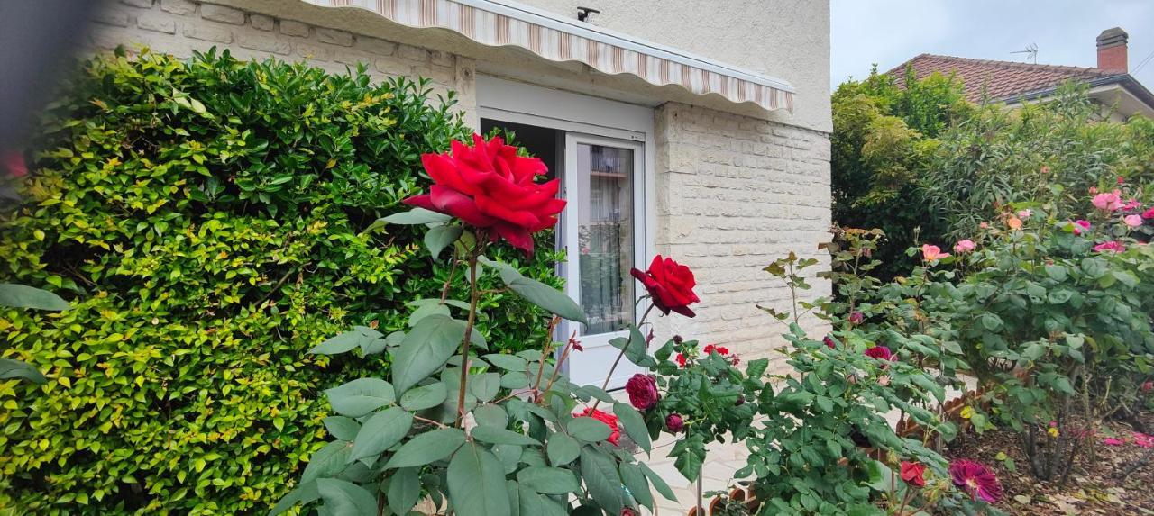 Le Petit Paradis Μπριβ-λα-Γκαγιάρντ Εξωτερικό φωτογραφία